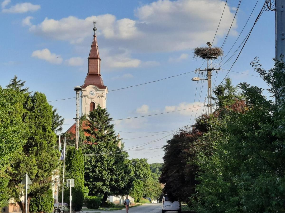 Koppany Vendeghaz Апартаменти Adand
