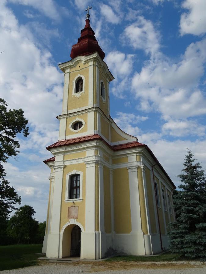 Koppany Vendeghaz *